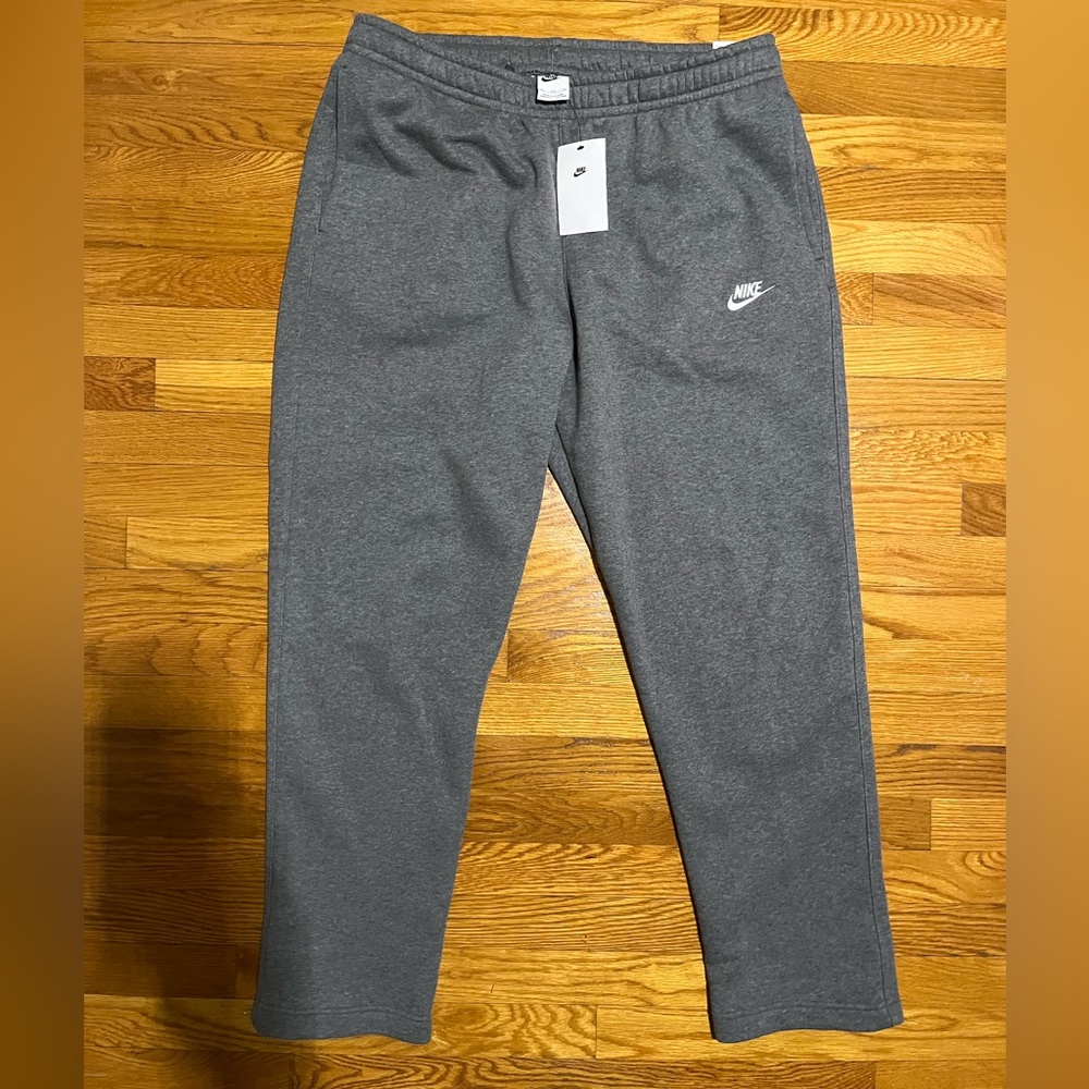 Brand new Gray Nike sweatpants never been worn. XXL